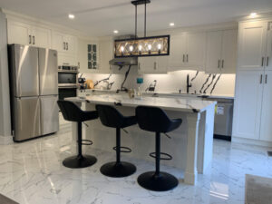 Read more about the article Selecting the Perfect Paint Color for Your Walls During a Renovation.